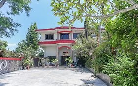 RedDoorz @ Cibogo Puncak Bogor